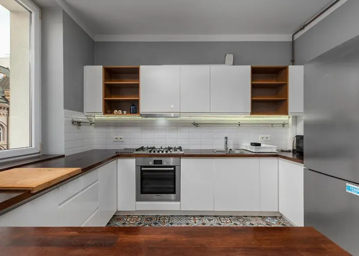 Marszalkowska 68-70 By Homeprime * Warsaw